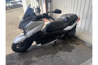 YAMAHA XMAX 400