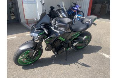 KAWASAKI Z900 E