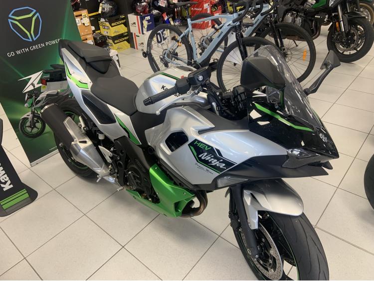 Ninja 7 Hybrid